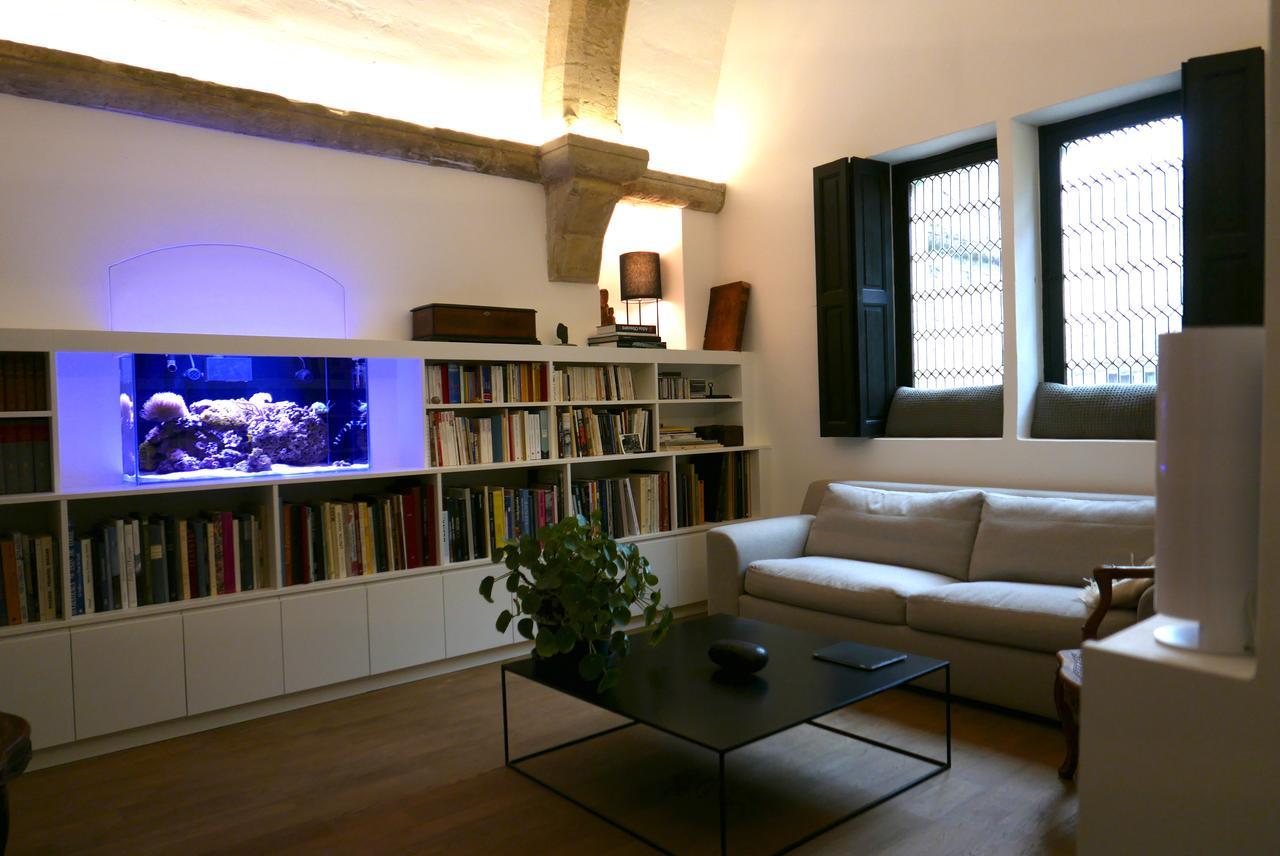 Bed and Breakfast Tour Sarrazine De Montaren Exterior foto