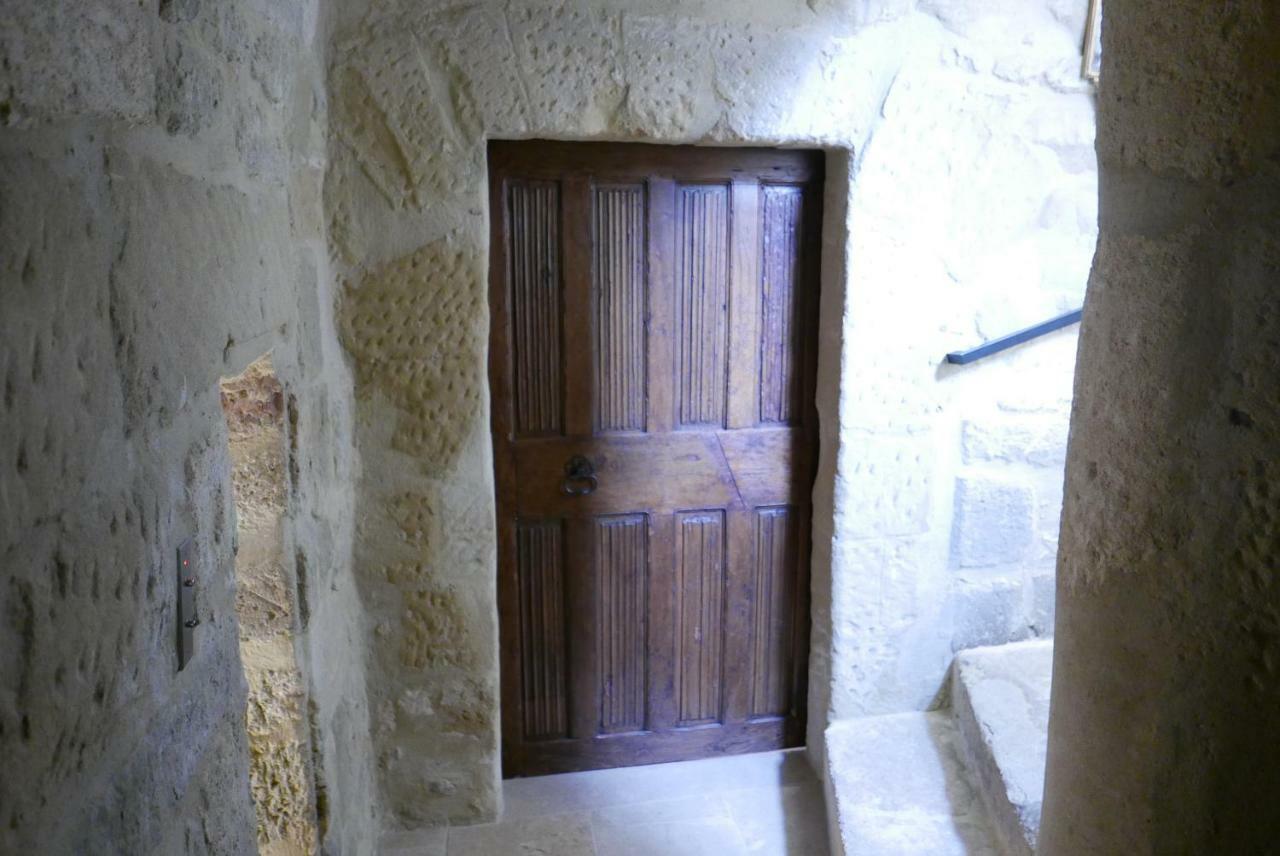 Bed and Breakfast Tour Sarrazine De Montaren Exterior foto